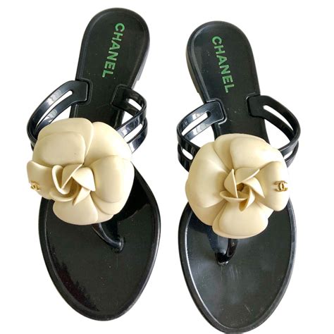 chanel jelly sandals with flower